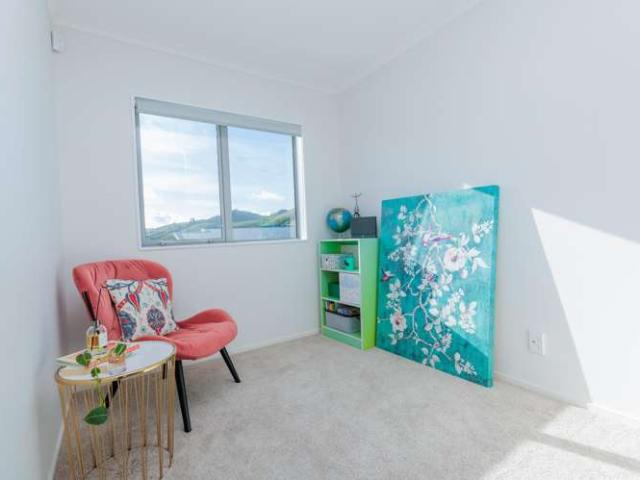 15 Prestwich Rise, Churton Park, Wellington City
