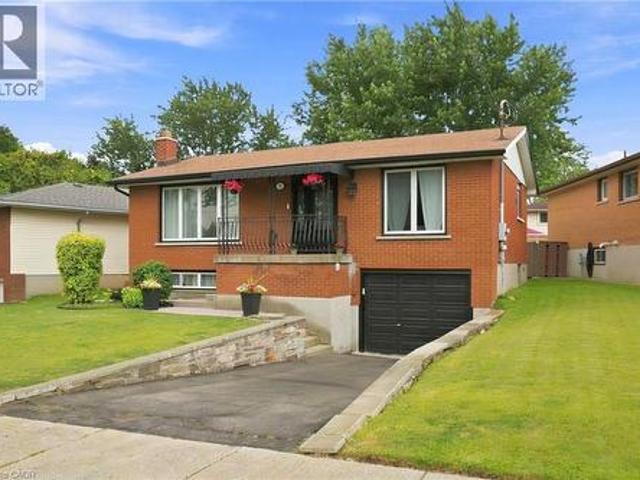 15 Quay Court, Hamilton, ON, L8W 1R2 house for sale | Listing ID 40855 | Royal LePage