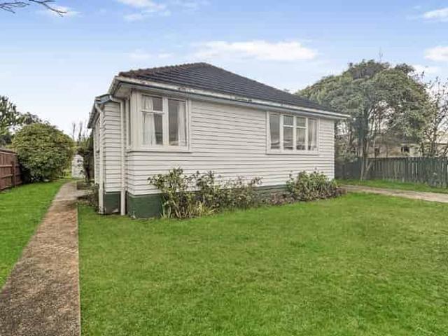 15 Redfern Street, Dannevirke, Tararua