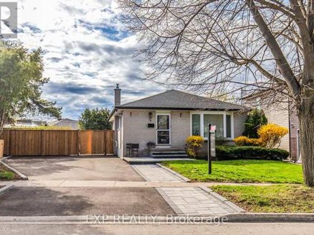 15 Rexway Drive, Halton Hills, ON, L7G 1P7 house for sale | Listing ID W13431 | Royal LePage