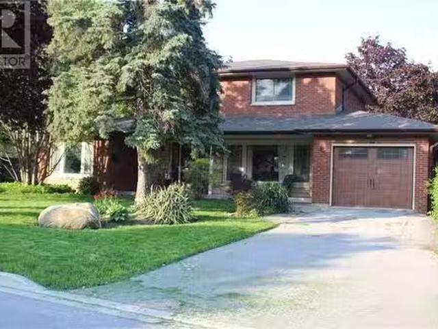 15 Rodney Street, Barrie, ON, L4M 4B5 house for sale Listin.