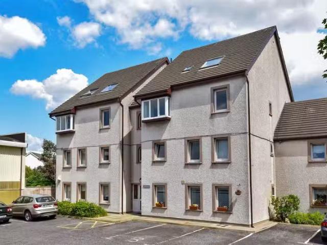 15 Rosmeen Court, Salthill Road Lower, Salthill, Galway