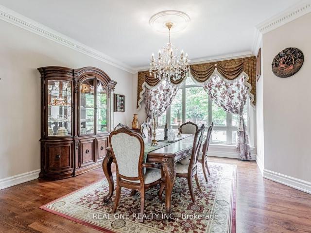 15 Royal Oak Drive