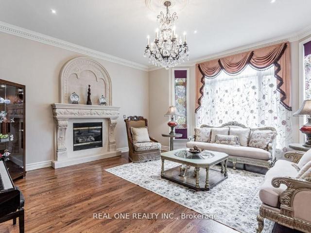 15 Royal Oak Drive