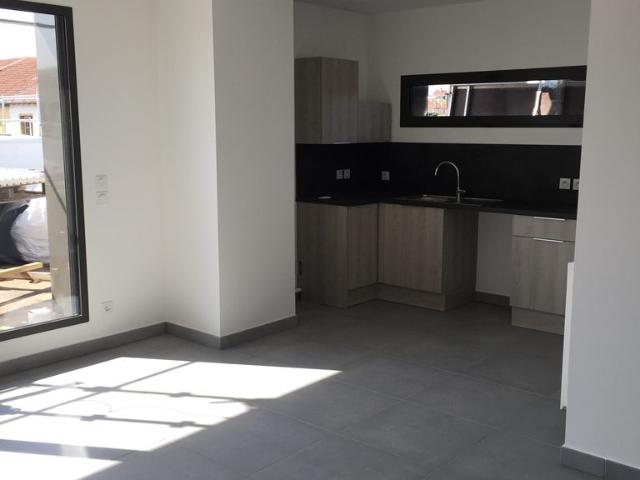 15 RUE CAMILLE 69003 LYON