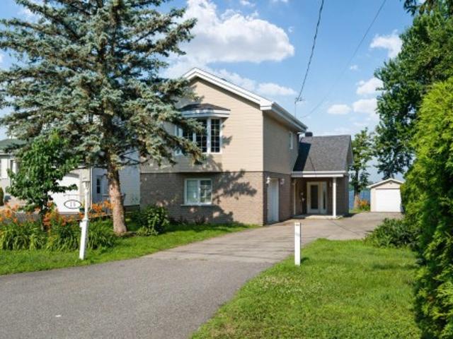 15 Rue Watson, Pincourt, QC, J7W 4L4 house for sale | Listing ID 27077 | Royal LePage
