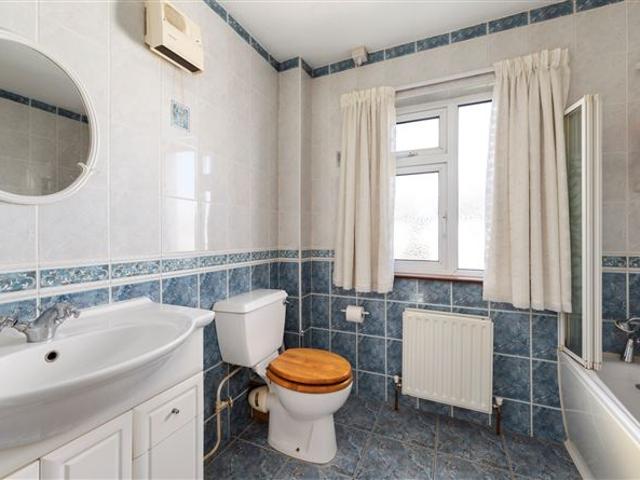 15 Rushbrook Park, Templeogue, Dublin 6W Sherry FitzGerald Terenure 4911 MyHome. Ie Residential
