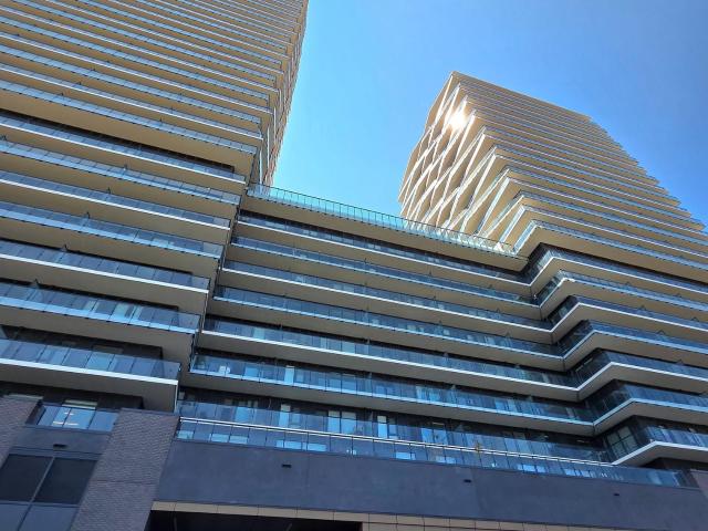 15 Skyridge Dr, Brampton, ON | Condos. Ca