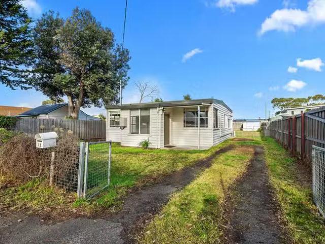 15 South Terrace, Lauderdale, TAS 7021