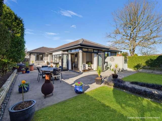 15 Stonebridge Park Drive, Holdens Bay, Rotorua