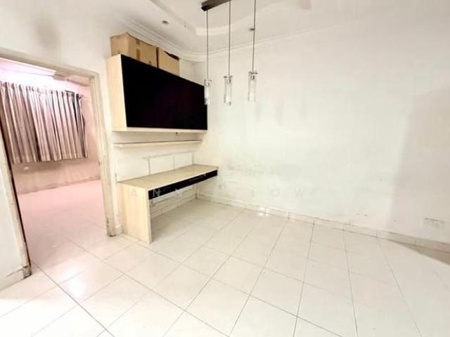 15 Storey Taman Gaya Bestari Indah Pelangi Indah Ulu Tiram