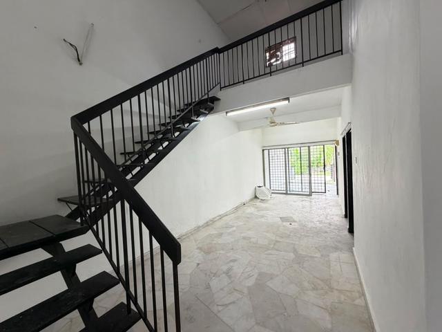 15 Storey Taman Garing Jaya Rawang near to school n Rawang toll