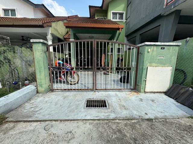15 Storey Terrace Taman Harmoni Utama Seksyen 32 Bukit Naga Shah Alam