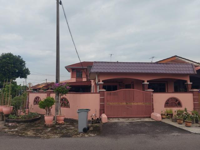 15 Storey Terrace House Corner Lot