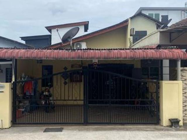 15 Storey Terraced House Open Title Air Putih