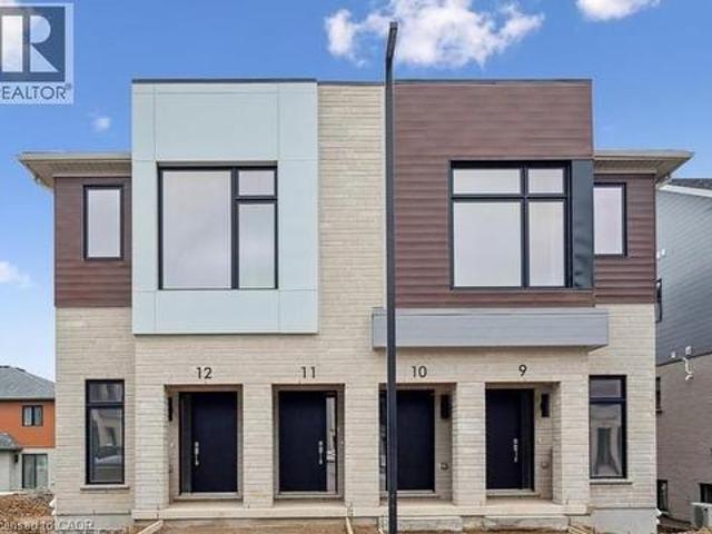 15 Stauffer Woods Trail Unit# C11, Kitchener, ON, N2P 0L1 townhouse for sale | Listing ID 40830 | Royal LePage