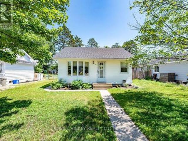 15 Summit Street, Deep River, ON, K0J 1P0 house for sale | Listing ID X13556 | Royal LePage