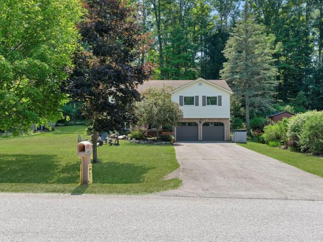 15 Sugarbush Rd, Coldwater, ON L0K 1E0, Canada