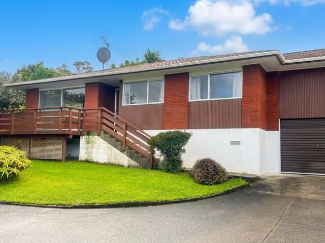 15A Sandiacre Way, Browns Bay, North Shore City