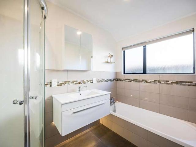 15B Greta Place, Stanmore Bay, Rodney
