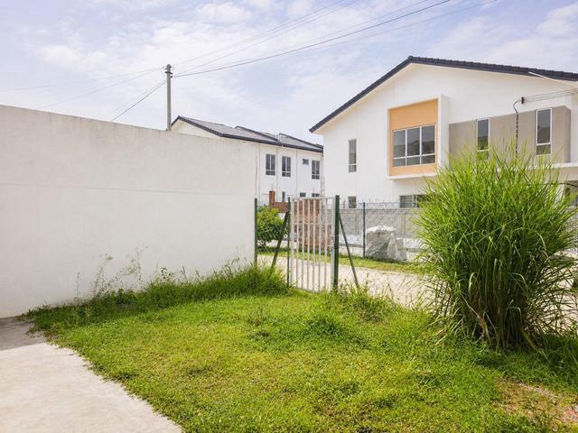 15ft EXTRA LAND Double Storey Tiara Sendayan Labu Seremban Enstek