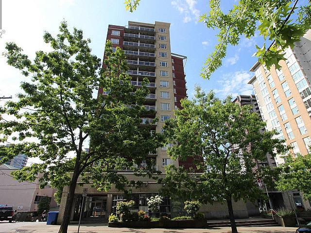 1604 121 W 15th Street North Vancouver, British Columbia