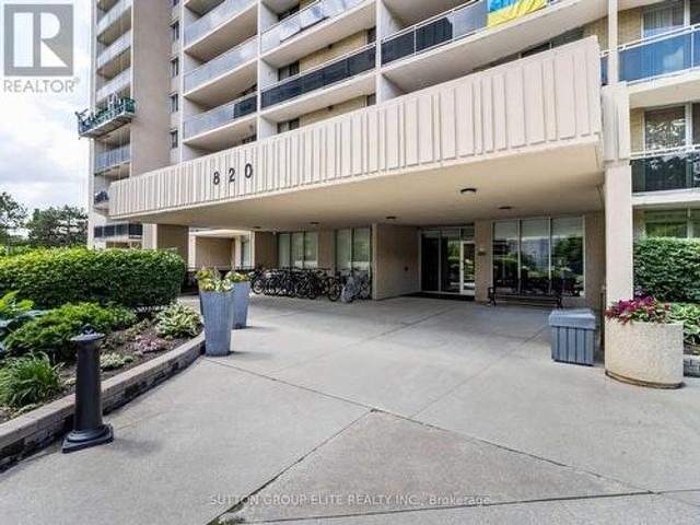 1605 Burnhamthorpe Road, Toronto, ON, M9C 4W2 condo for sale | Listing ID W11937 | Royal LePage