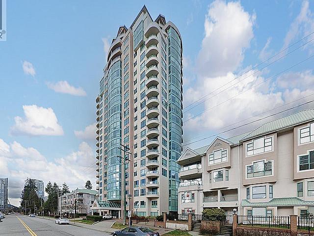 1605 3071 Glen Drive Coquitlam, British Columbia