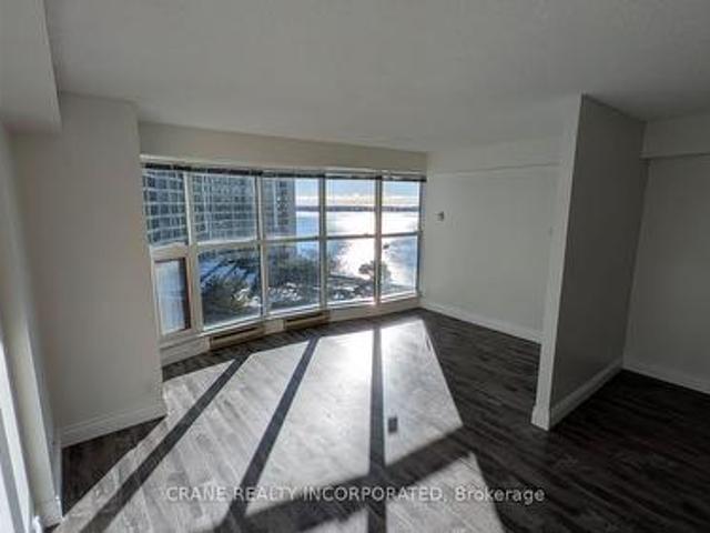 1605 77 Harbour Square, Toronto, ON, M5J 2S2 condo for sale | Listing ID C13044 | Royal LePage