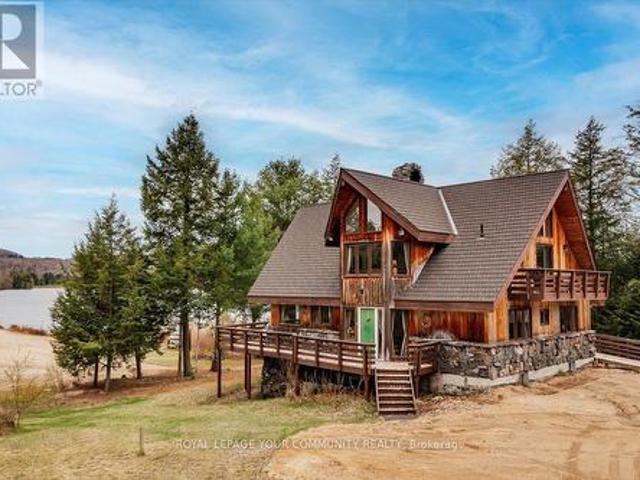 1608 Tusk Trail, Dysart Et Al, ON, K0L 2A0 Luxury House for sale | Listing ID X12200 | Royal LePage Carriage Trade Luxury Properties