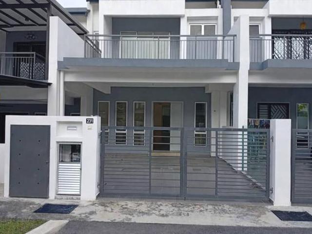 1600 Sqft 4 Bedrooms 4 Bathrooms Double Storey Taman Desa Ros Senawang
