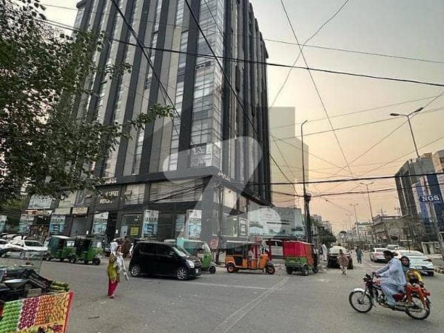 1600 Square Feet Office Available For Rent at Gulberg