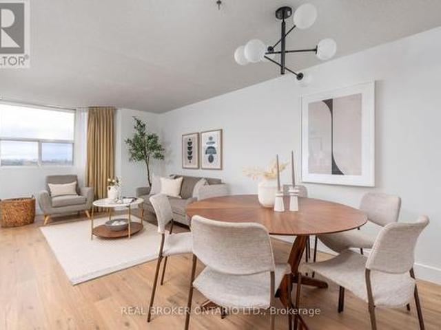1601 3 Lake Shore Boulevard W, Toronto, ON, M8W 4Y3 condo for sale | Listing ID W13593 | Royal LePage