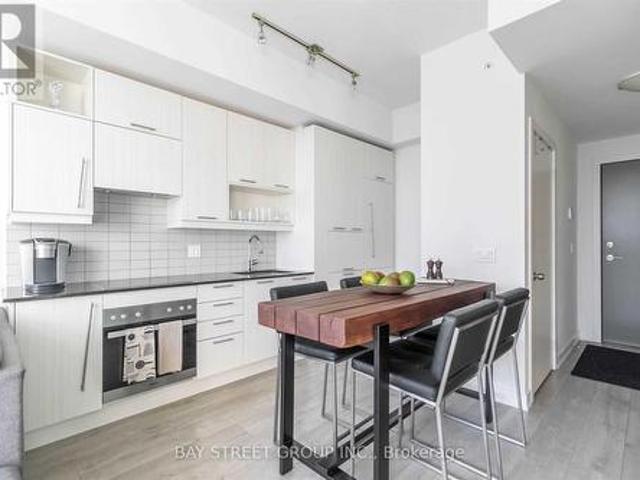1603 30 Nelson Street E, Toronto, ON, M5V 0H5 lease for lease | Listing ID C13576 | Royal LePage