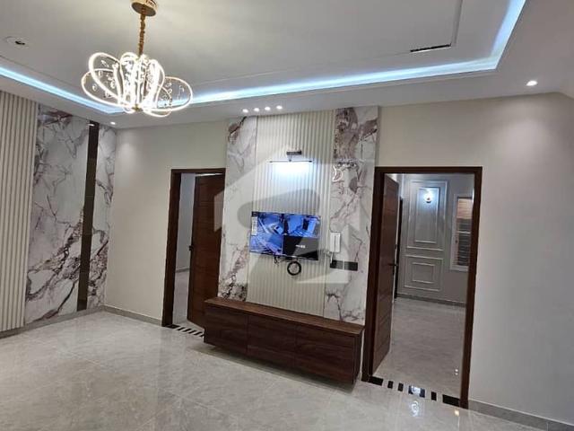 160 Gaz Bungalow Block C Naya Nazimabad