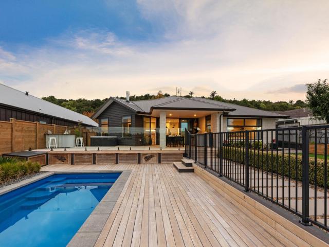 160 Lakes Boulevard, Pyes Pa Tremains Real Estate Ltd