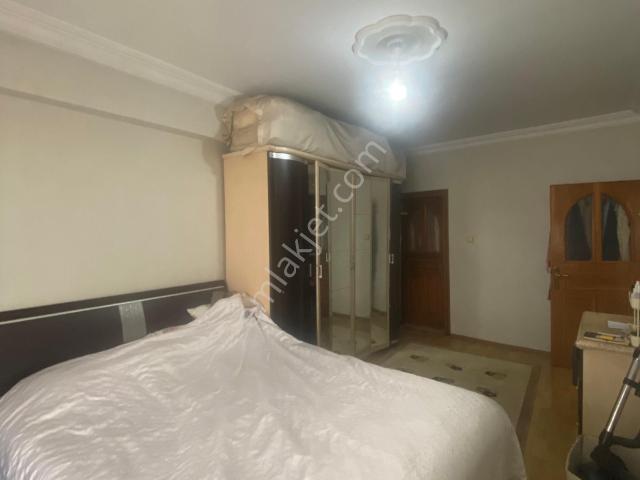 160m 3+1 Ebeveyn Banyolu Daire