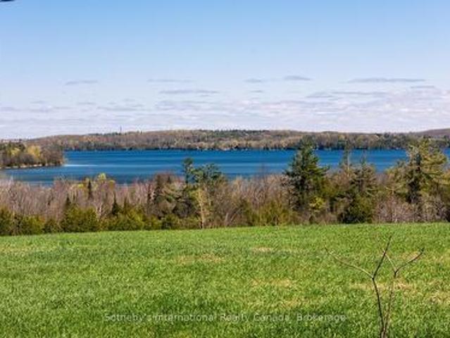 1614 Horseshoe Valley Road E, Oro Medonte Horseshoe Valley, ON, L0K 1E0 house for sale | Listing ID S12139 | Royal LePage