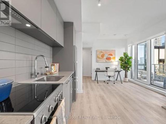 1613 Roehampton Avenue, Toronto, ON, M4P 2W2 lease for lease | Listing ID C13581 | Royal LePage