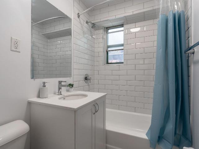 161 177 St George Street Studio Apartment for Rent at 161 St. George St, Toronto, ON M5R 2M3 The Annex