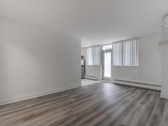 161 177 St George Street Studio Apartment for Rent at 161 St. George St, Toronto, ON M5R 2M3 The Annex