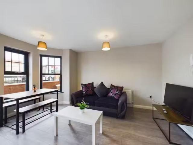 161 Castlerreagh Road