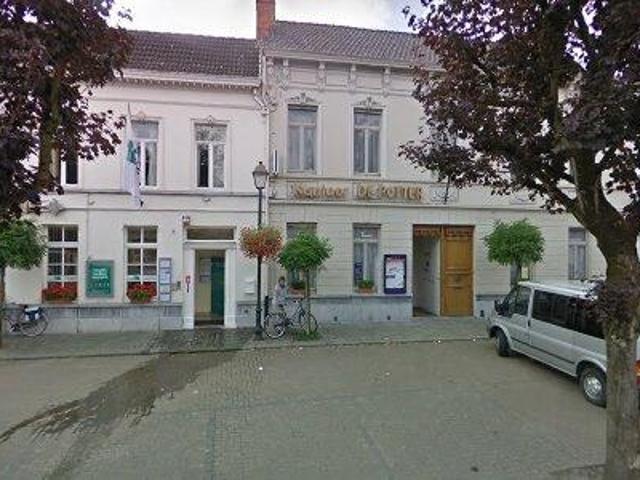 161 m2 office space for rent in Dentergem
