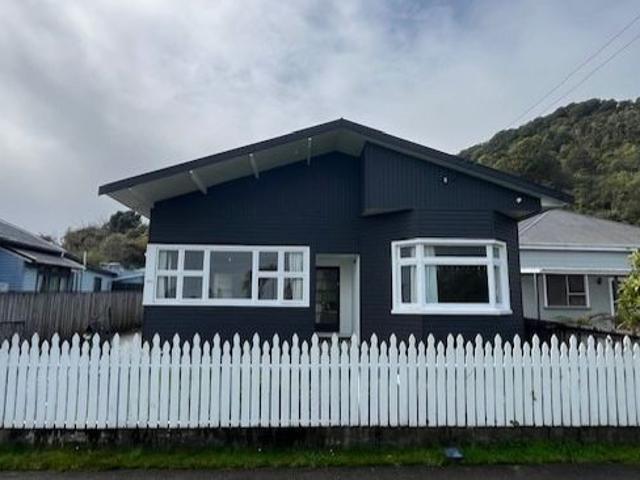 161 Ward Street, Cobden, Grey