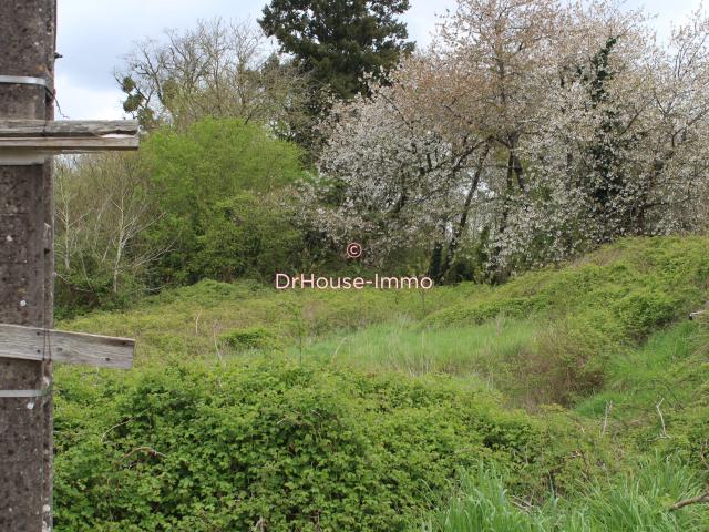 16240 VILLIERS LE ROUX a vendre terrain constructible de 1700 m ²