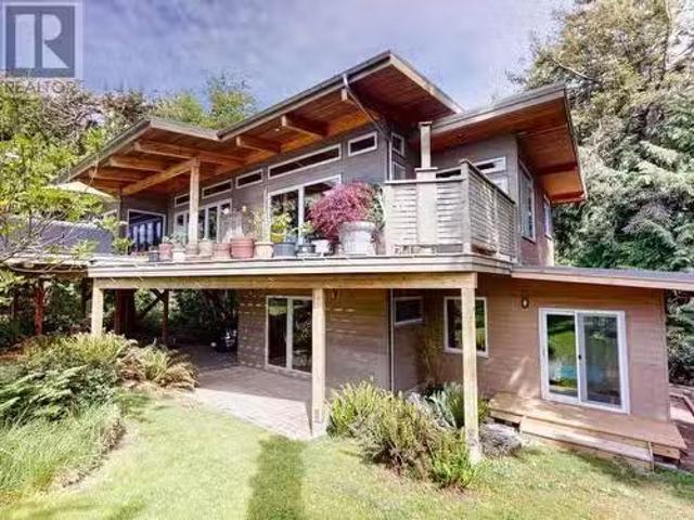 1628 Vancouver Blvd, Savary Island, BC, None house for sale.