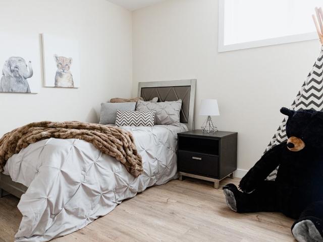 162/168 Chuka 3 Bedroom Apartment for Rent at 3072 3005 3072 Green Stone Green Brook, Regina, SK S4V 3Z2