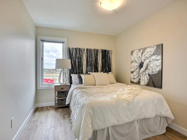 162/168 Chuka 3 Bedroom Home for Rent at 2904 Chuka Blvd, Regina, SK S4V 3Y6 Arcola East North Side