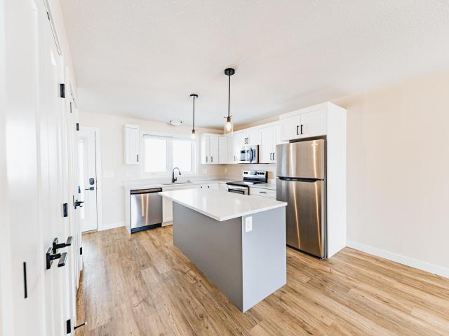 162/168 Chuka 168 Chuka Eastbrook Chuka Townhouses 2 Bedroom Lower Suite [object Promise] for Rent