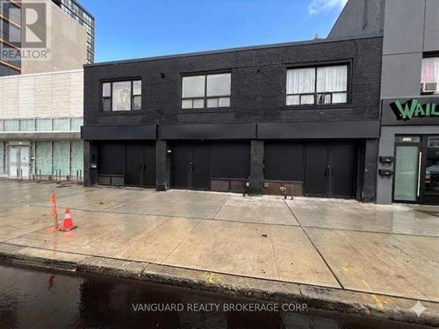 1621 1 Eglinton Avenue, Toronto, ON, M6E 2H7 commercial for lease | Listing ID C13063 | Royal LePage